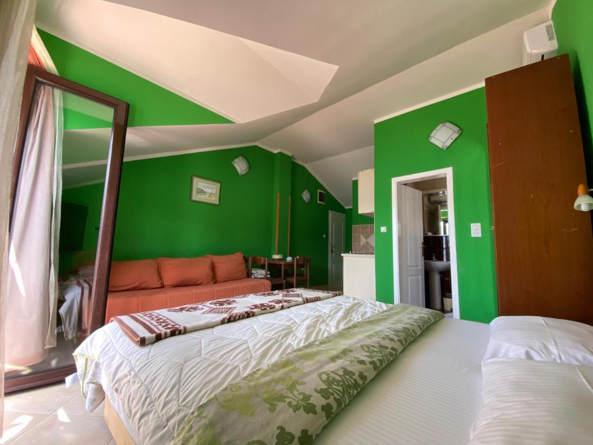 Apartments Djurovic Котор Екстериор снимка