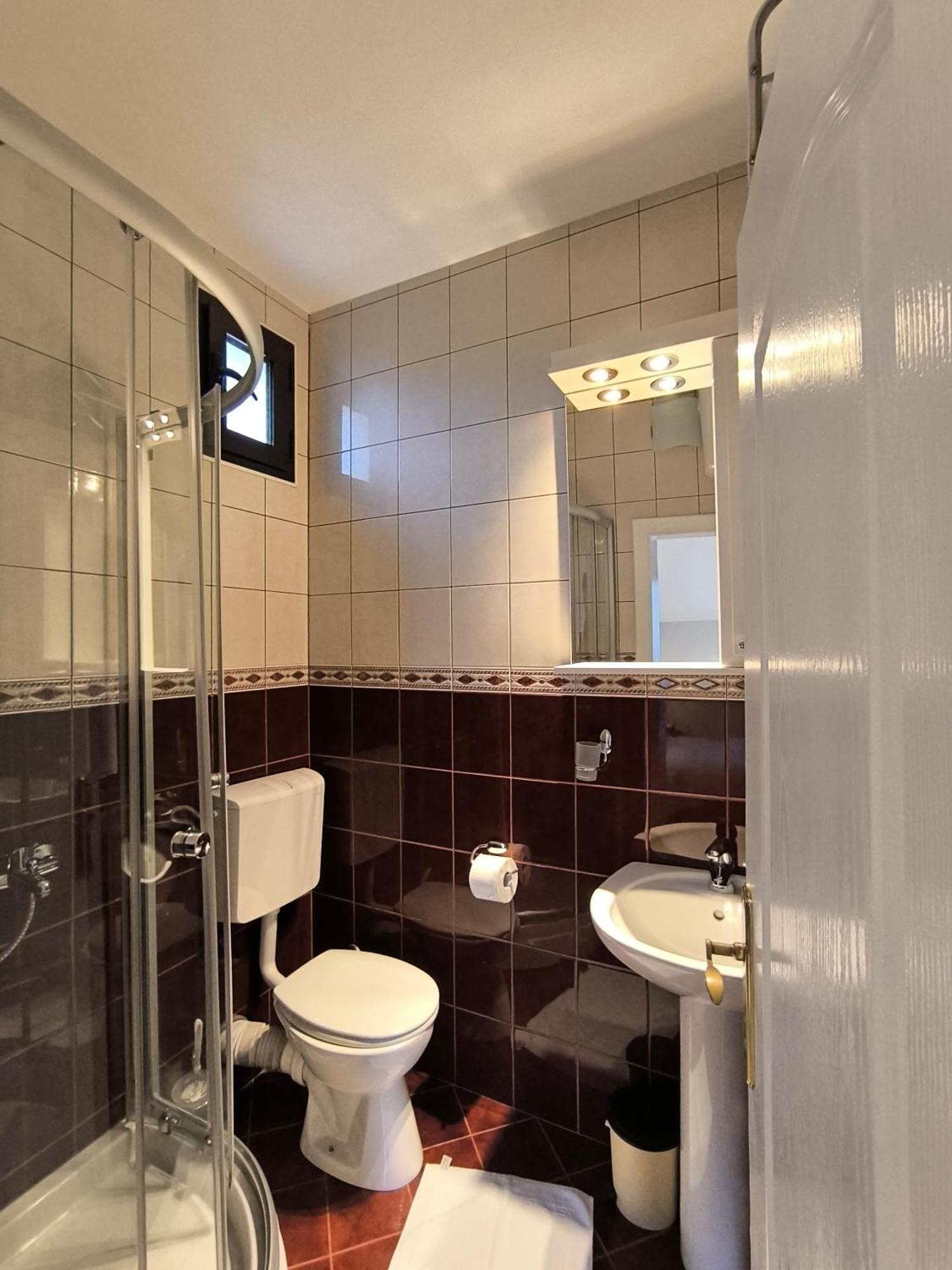 Apartments Djurovic Котор Екстериор снимка