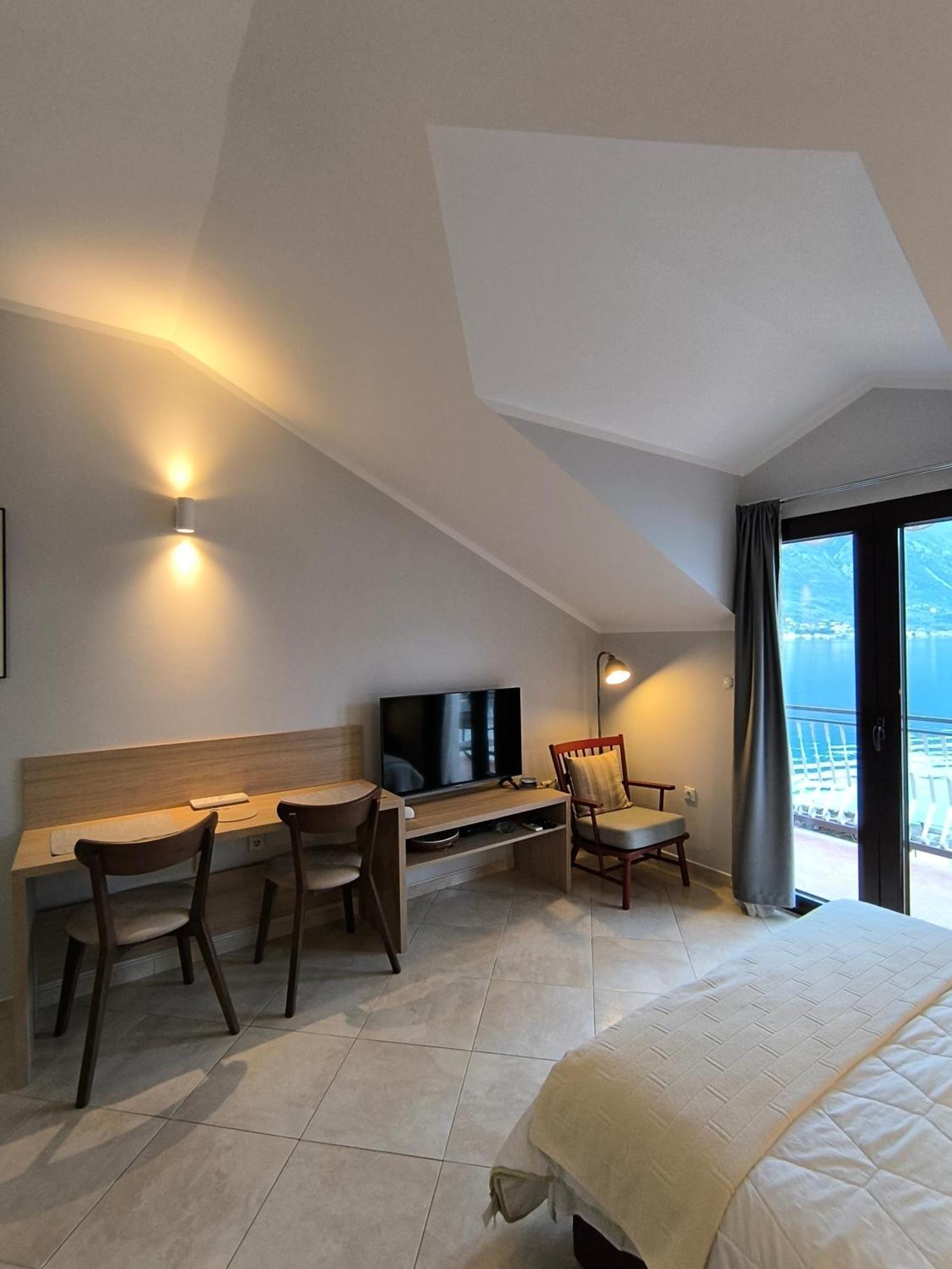 Apartments Djurovic Котор Екстериор снимка